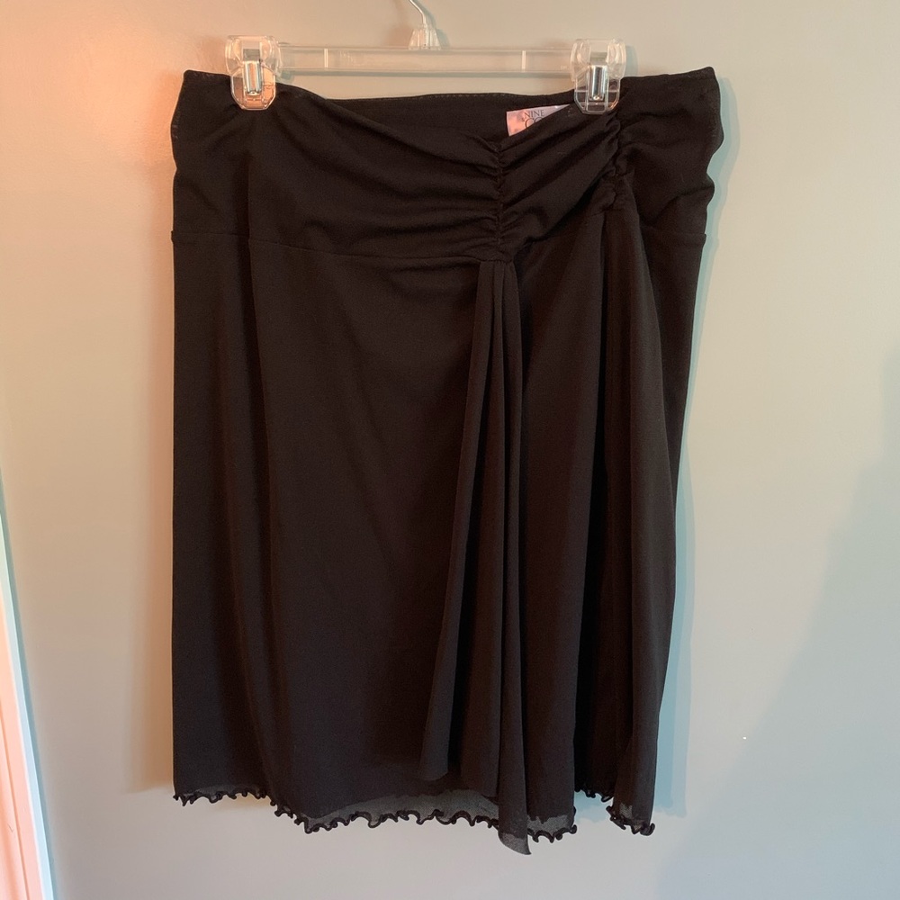 Nine & Co Black Flowy Skirt